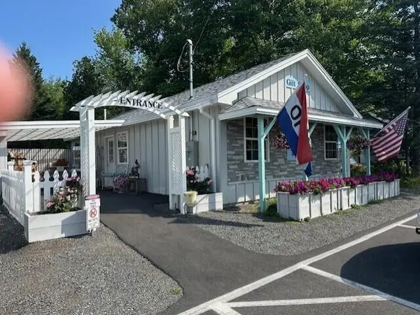 592 U.s. 1, Hancock, ME 04640