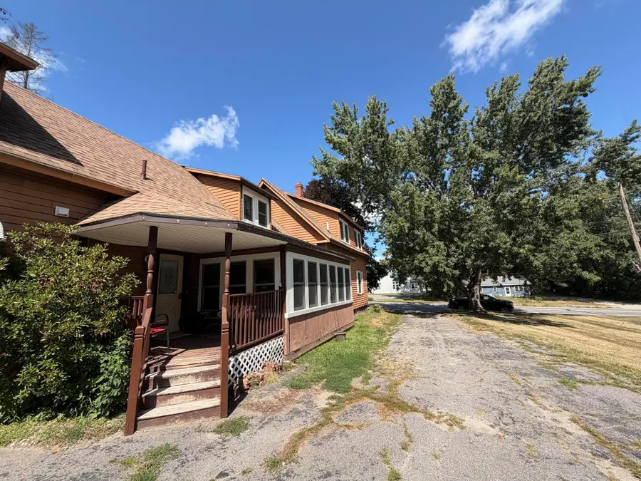 28 Baker Street, Clinton, ME 04927 - #3