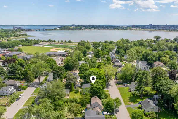 13 Wellington Road, Portland, ME 04103