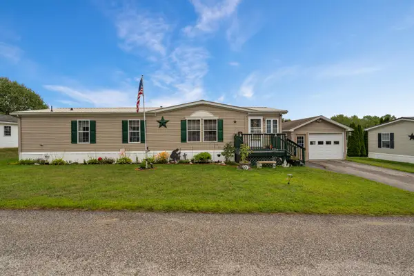 10 Rachel Street, Sabattus, ME 04280