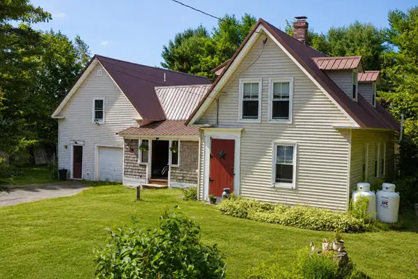 94 Main Street, Detroit, ME 04929