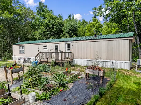 41 Vickerson Drive, New Gloucester, ME 04260