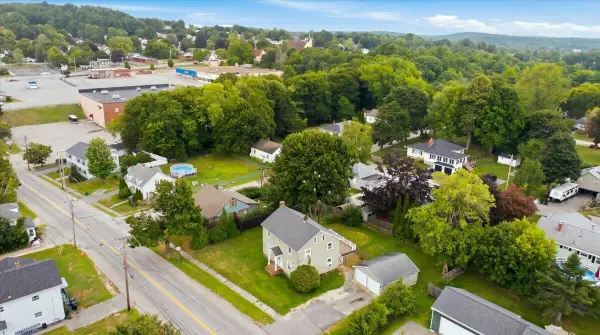 139 South Avenue, Lewiston, ME 04240