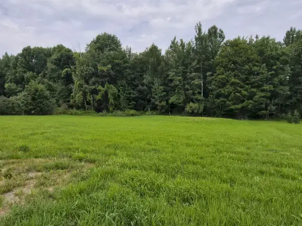 112 Seminole Drive, Farmington, ME 04938