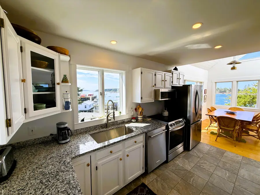 16 Raspberry Lane, Saint George, ME 04860 - #2