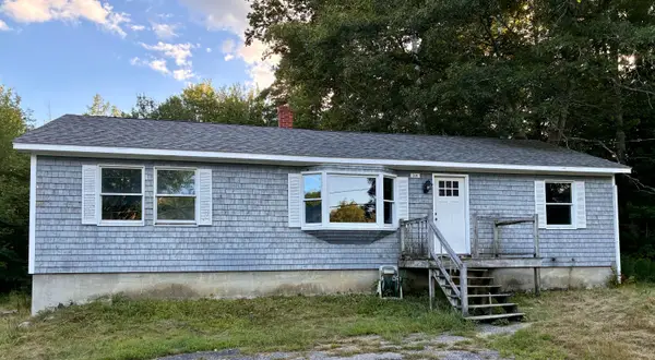 201 Medomak Road, Bremen, ME 04551
