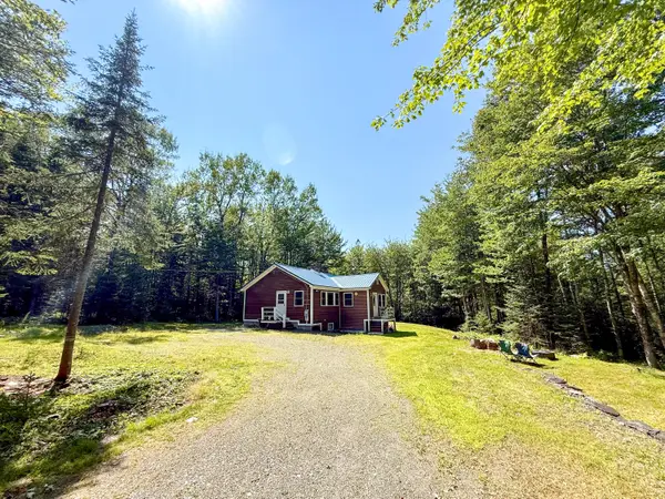 52 Oak Ridge Road, Shirley, ME 04485
