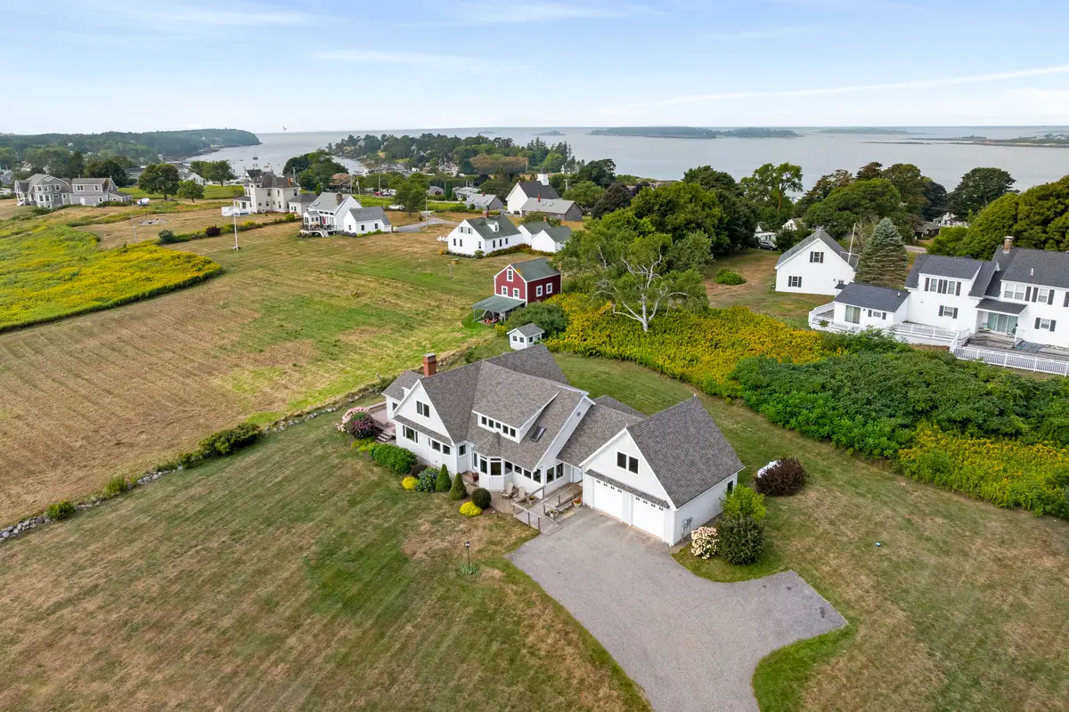 26 Pebble Lane, Bailey Island, ME 04003 - #1