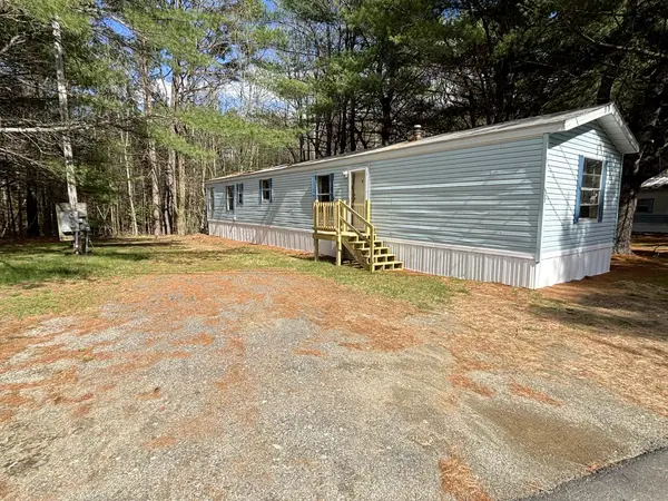29 Mri Drive, Skowhegan, ME 04976