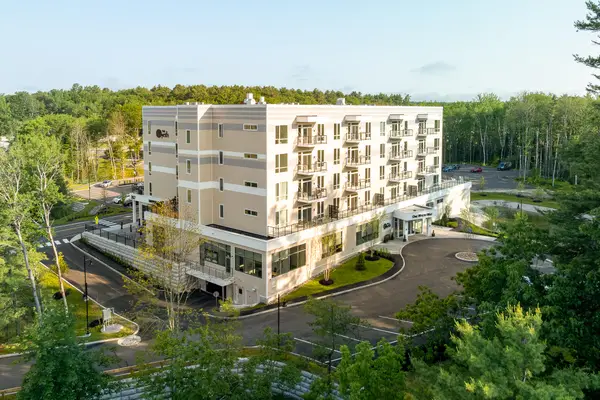 267 Us Route 1 #303, Falmouth, ME 04105