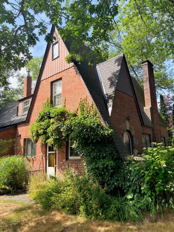 17 Belmont Street, Brunswick, ME 04011