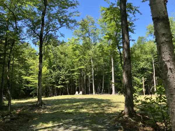 52 Slate Trail, Monson, ME 04464
