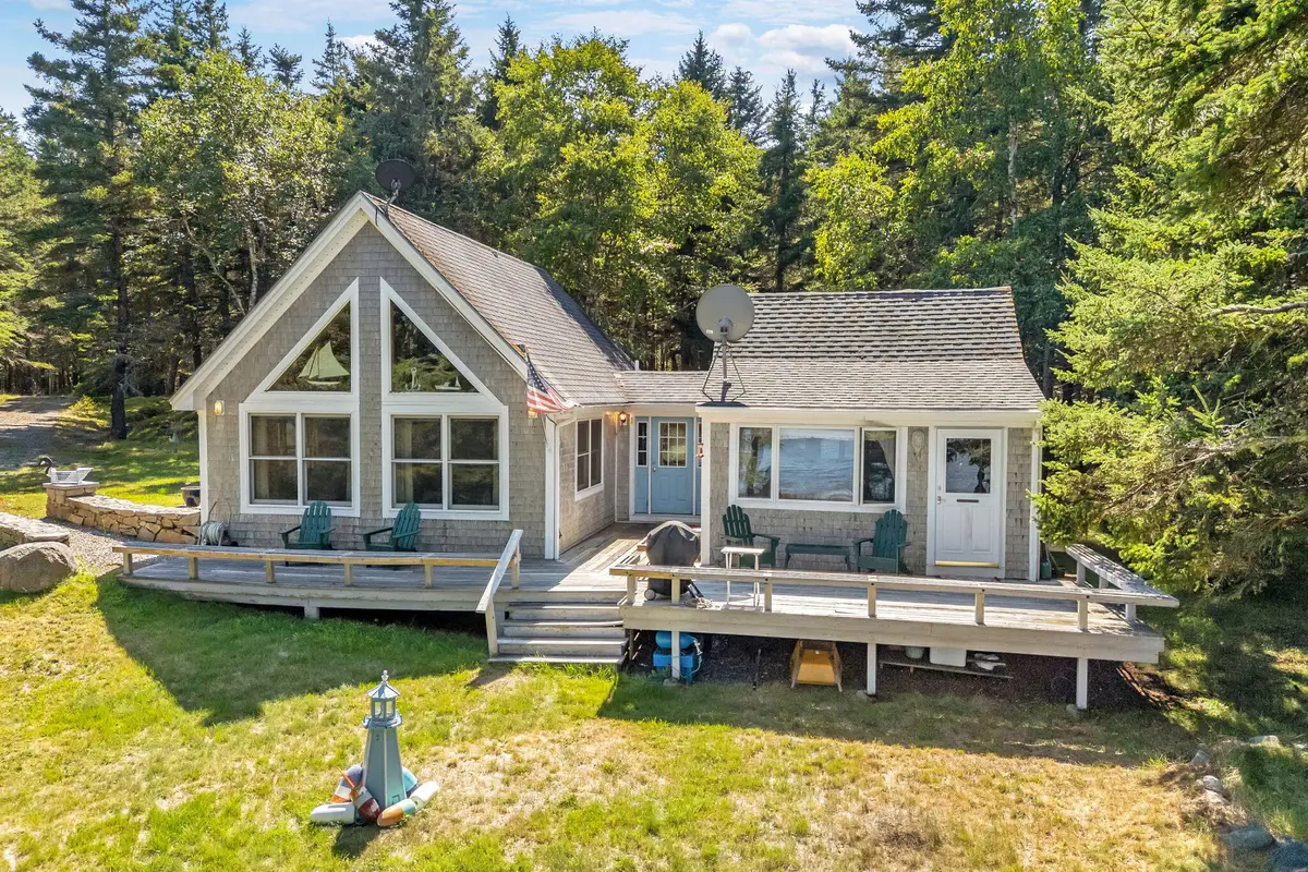 142 E Point Road, Swans Island, ME 04685 - #1