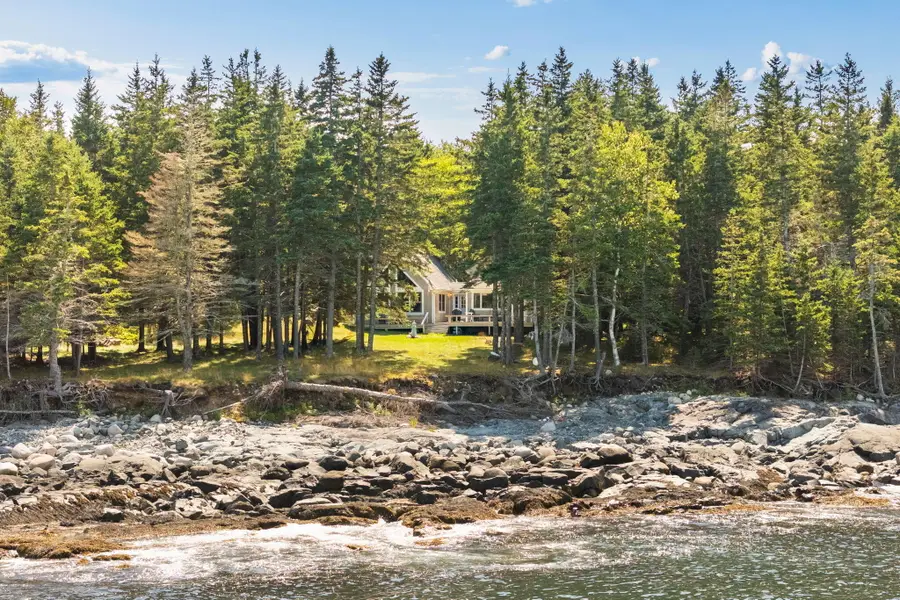 142 E Point Road, Swans Island, ME 04685 - #2