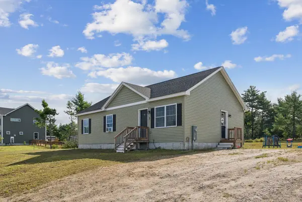 3 Estes Drive, Standish, ME 04085