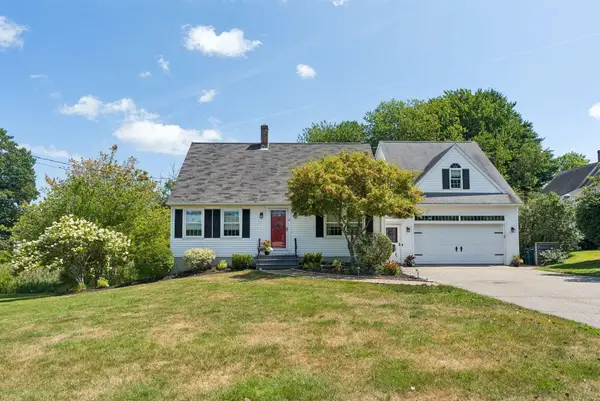 21 Cathedral Oaks Drive, Biddeford, ME 04005