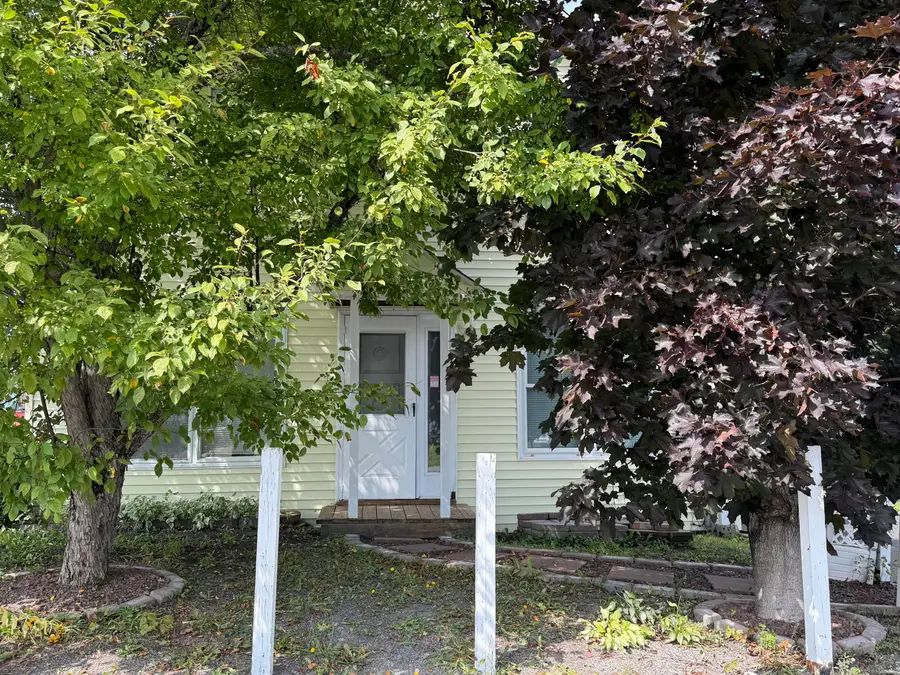 157 Pleasant Avenue, Madawaska, ME 04756 - #3