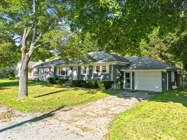 28 Arkwright Avenue, Lewiston, ME 04240