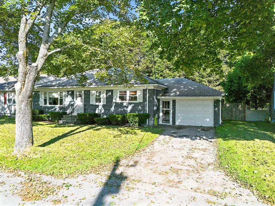28 Arkwright Avenue, Lewiston, ME 04240 - #2