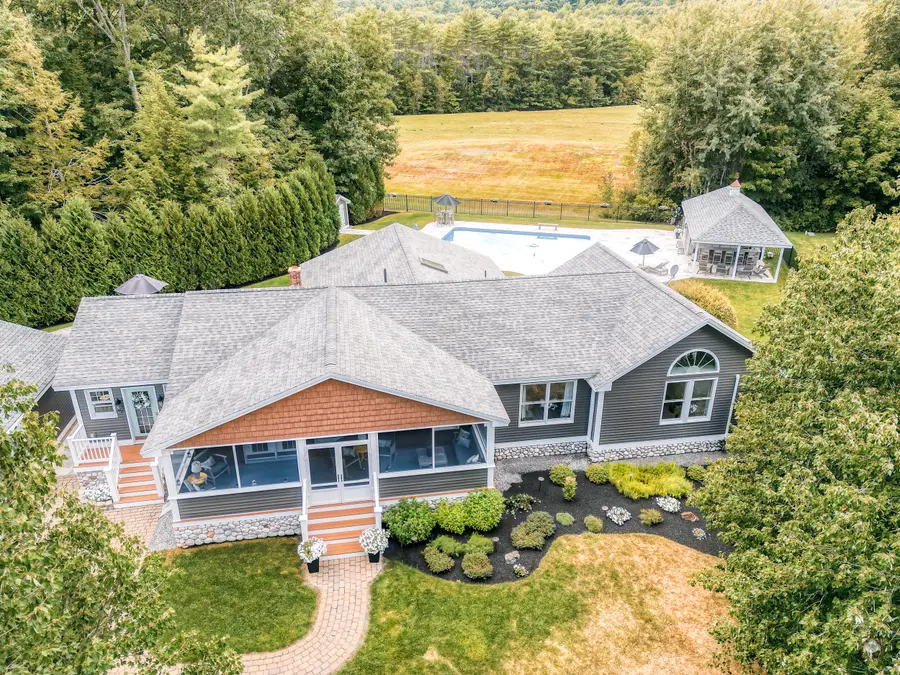 18 Charles Street, Manchester, ME 04351 - #2