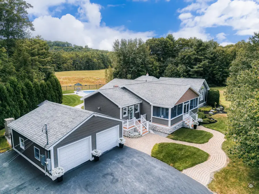 18 Charles Street, Manchester, ME 04351 - #3
