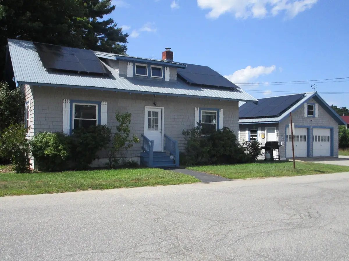 39 Pine Street, South Paris, ME 04281 - #1