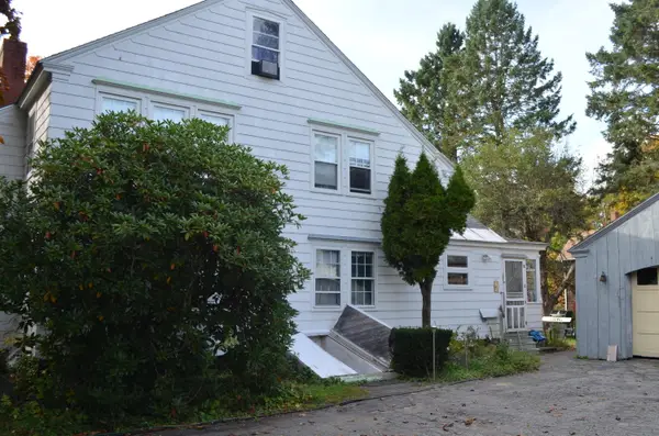 Address Withheld By Seller, Auburn, ME 04210