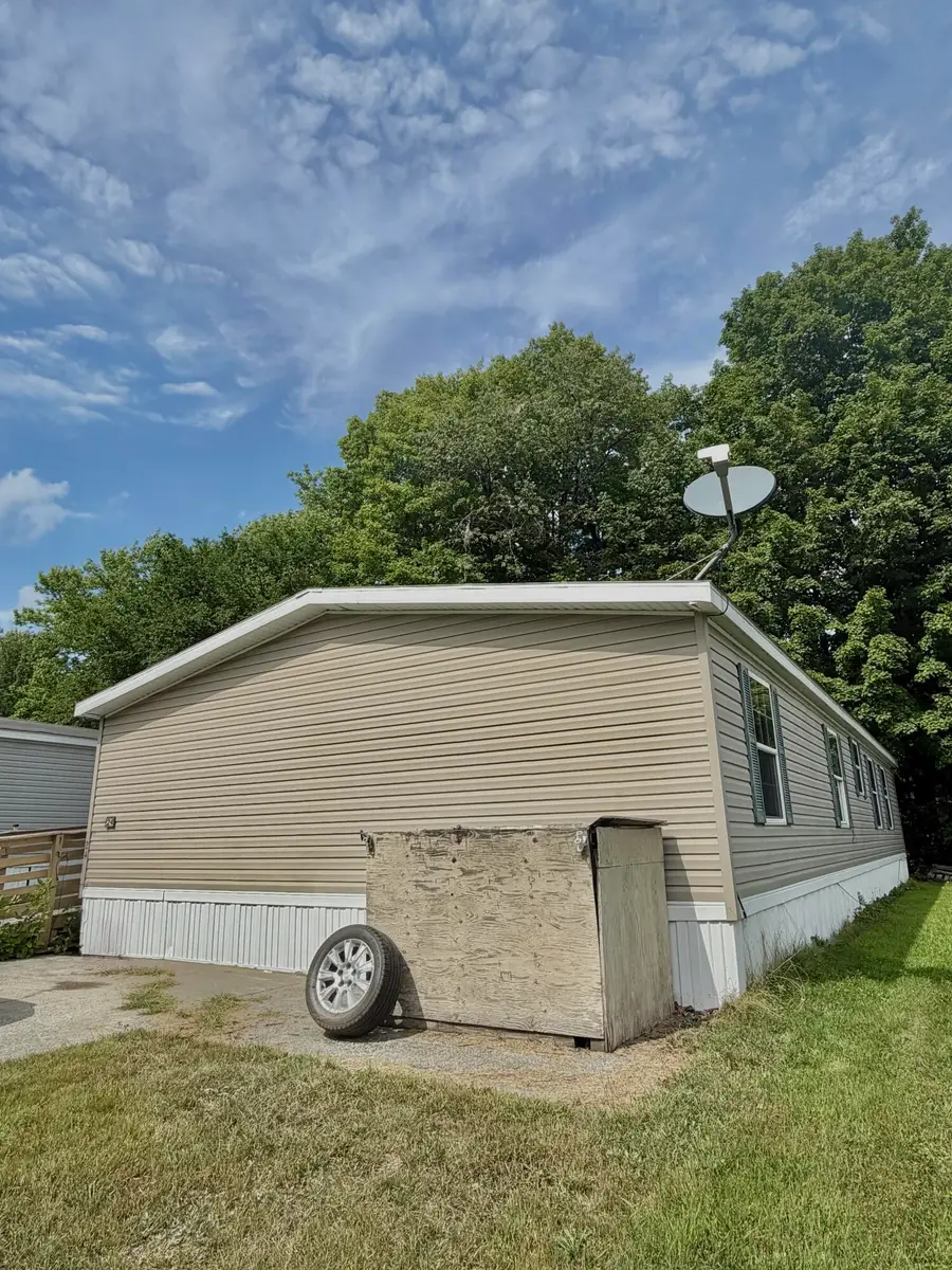 30 Oak Street #24, Oakland, ME 04963 - #2