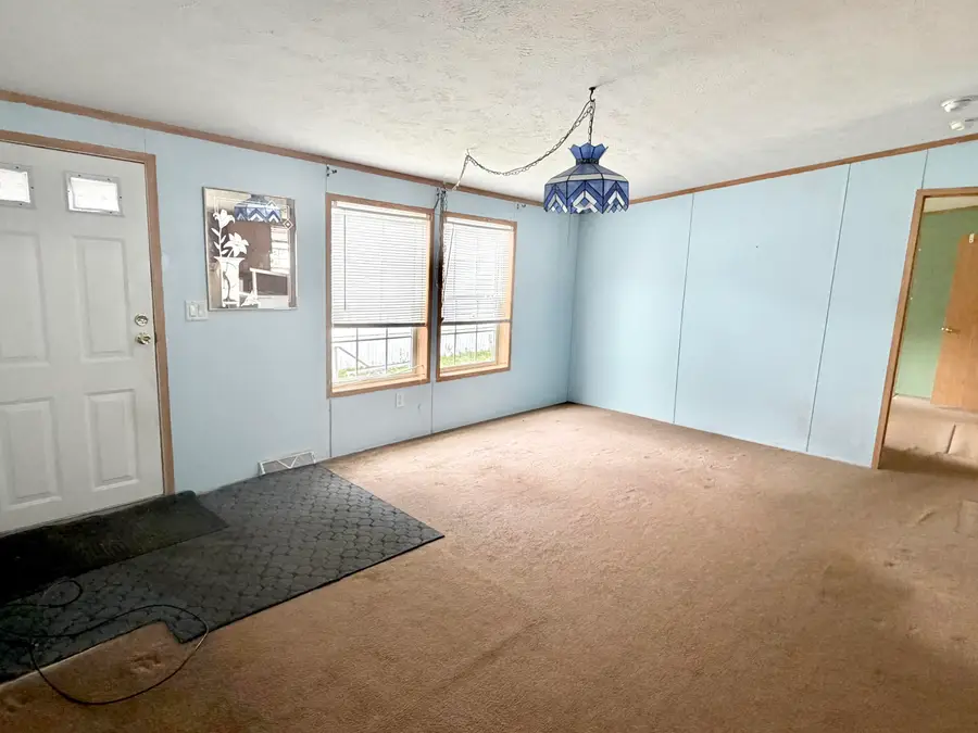 30 Oak Street #24, Oakland, ME 04963 - #3