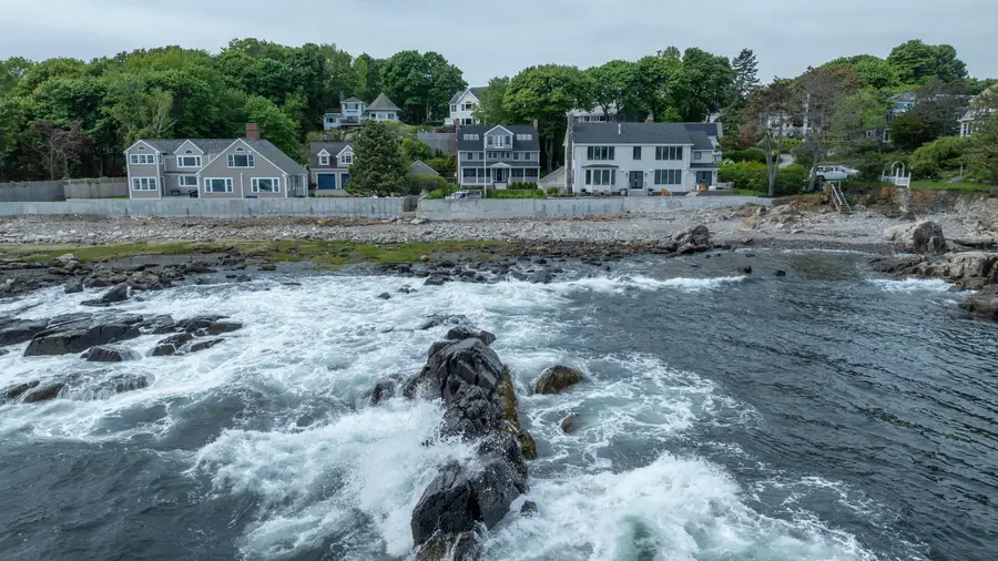 3 Garden Circle, Cape Elizabeth, ME 04107 - #2