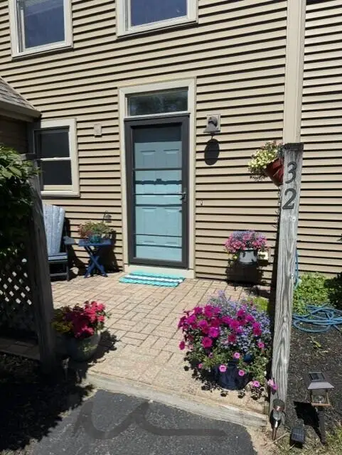 7 Old Salt Road #32, Old Orchard Beach, ME 04064