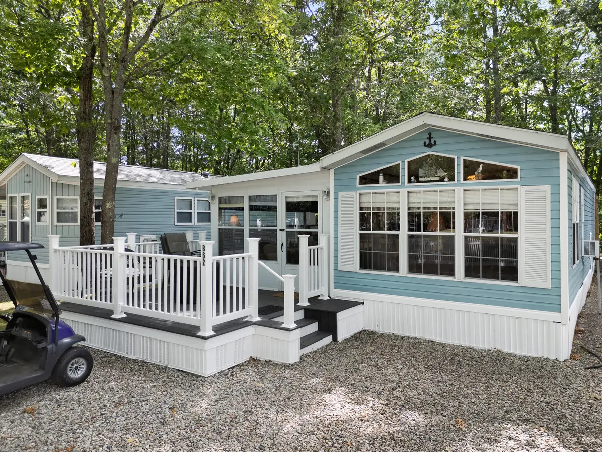 1 Robinson Way #B62, Kennebunk, ME 04043 - #1