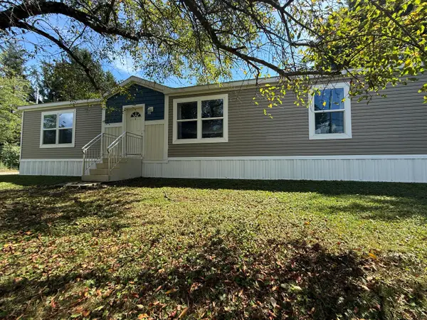 222 Lincolnville Avenue, Belfast, ME 04915