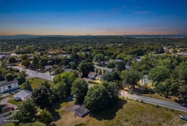 826 Broadway, Bangor, ME 04401