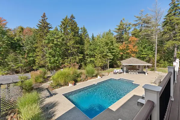4 Cole Farm Drive, Scarborough, ME 04074