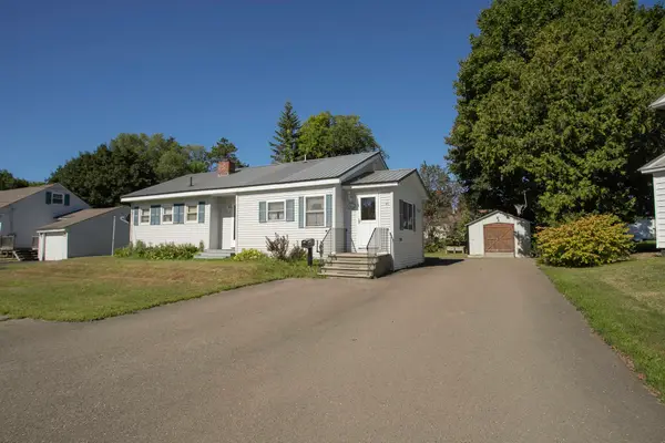 48 Beech Street, East Millinocket, ME 04430
