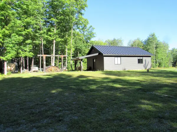 138 Butterfield Road, New Sharon, ME 04955