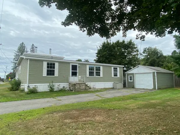 114 Route 133, Winthrop, ME 04364