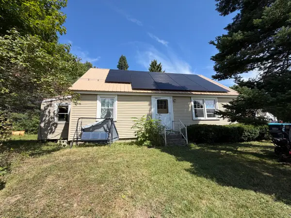 1 Smith Street, Lewiston, ME 04240