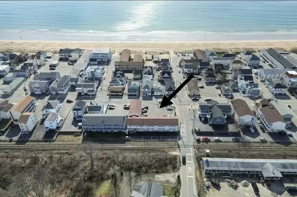 78 E Grand Avenue #110, Old Orchard Beach, ME 04064
