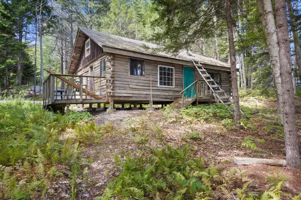 92-1  Derek Way, Harpswell, ME 04079
