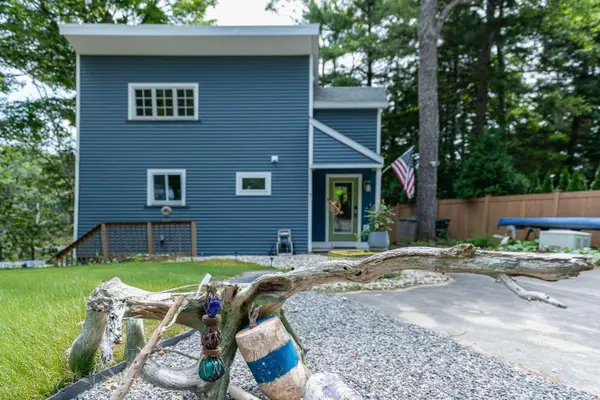 7 Lower Rich Cove Road, Harpswell, ME 04079