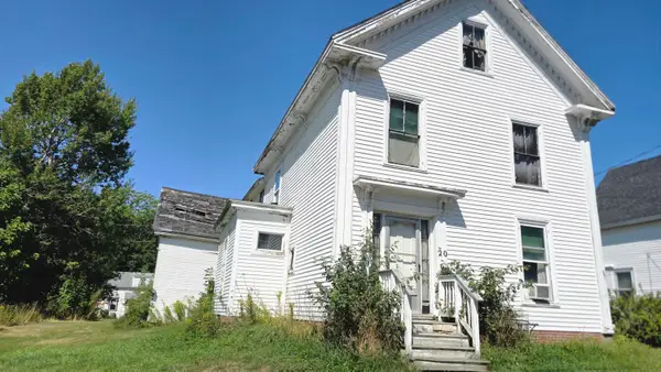 20 Clarendon Street, Rockland, ME 04841