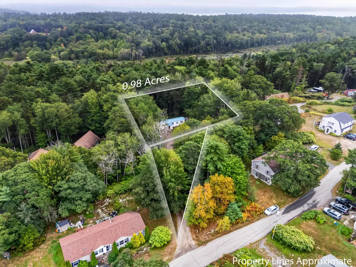 8 Highland Park Road, Boothbay Harbor, ME 04538 - #1