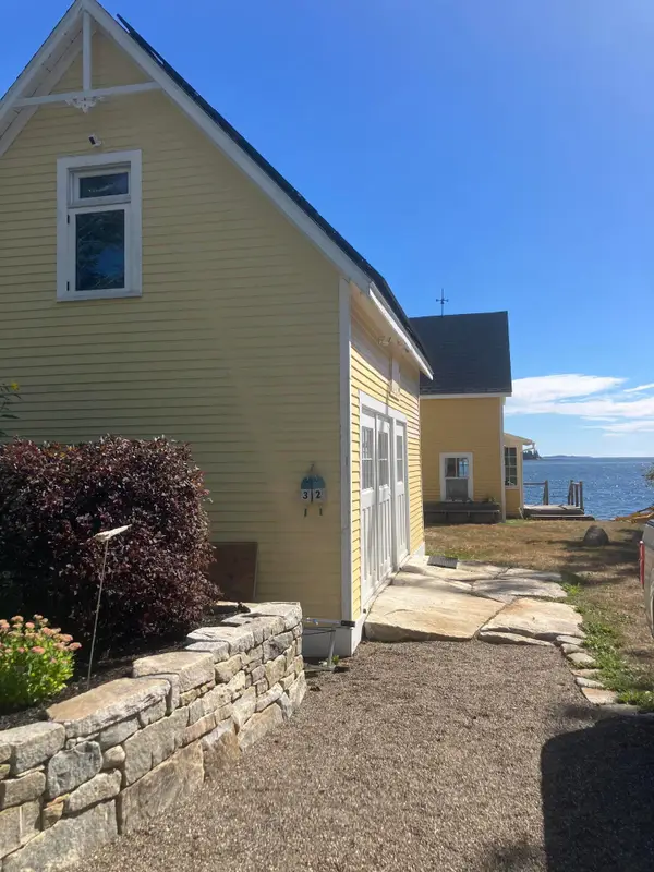 34 Ginn Point Road, Owls Head, ME 04854