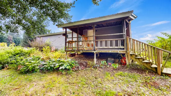 866 Hartland Road, Canaan, ME 04924