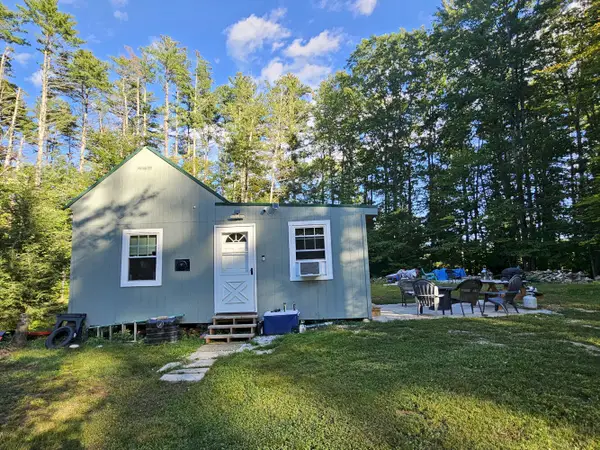 8 Sandy River Road, New Sharon, ME 04955
