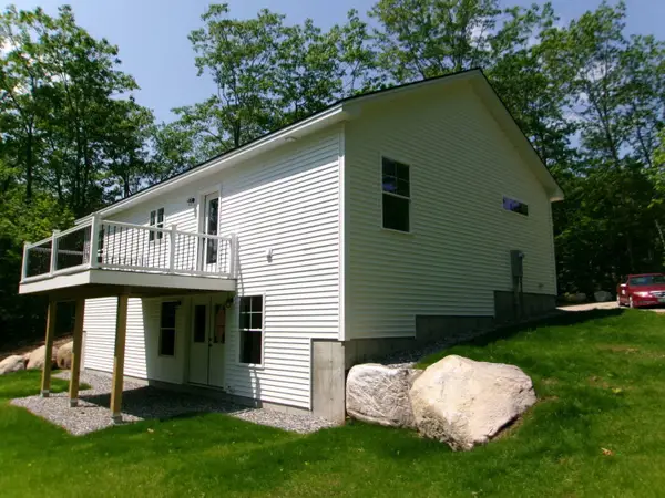 183 Dunton Road, Naples, ME 04055