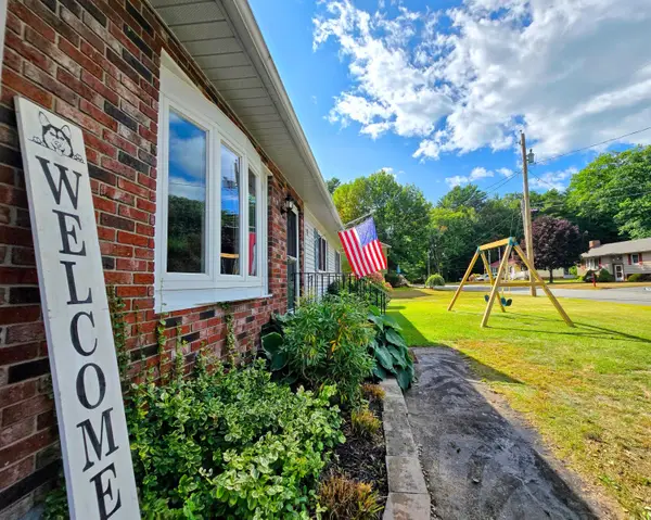 9 Juniper Road, Jay, ME 04239