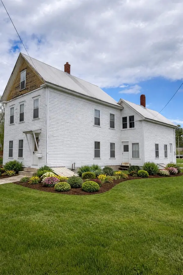 5 Nichol Street, Paris, ME 04281
